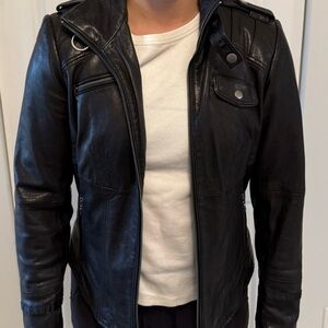 Danier Women's Black Leather Jacket
